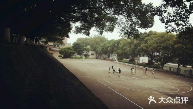 湖南师范大学张公岭校区是几本