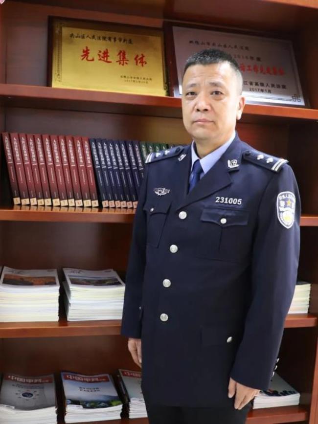 5 一区一警一区多警什么意思