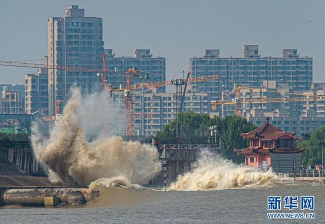 今年中秋浙江海盐观潮最佳时间