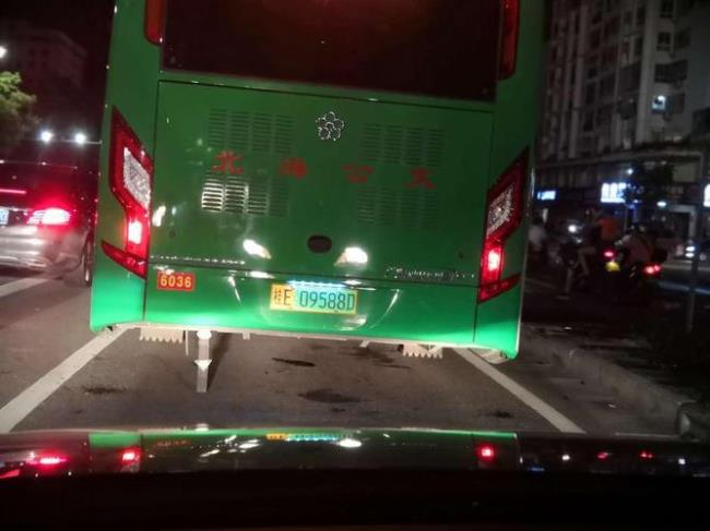 上海公交车车牌统一的吗