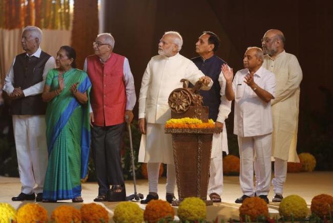 印度总理莫迪为什么和妻子分居