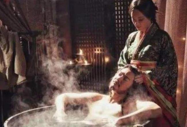 为什么古代一扯头发就知道男女