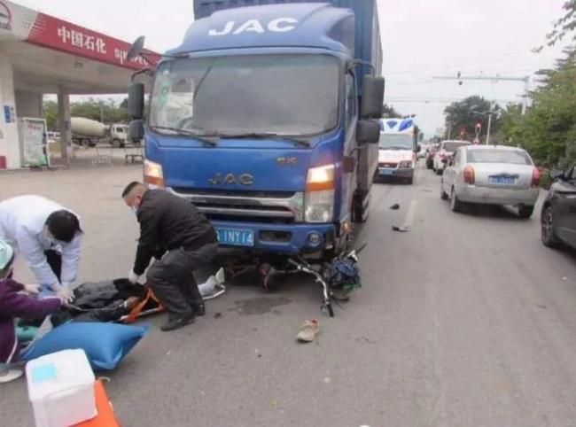 驾驶员在运输过程中遭遇事故