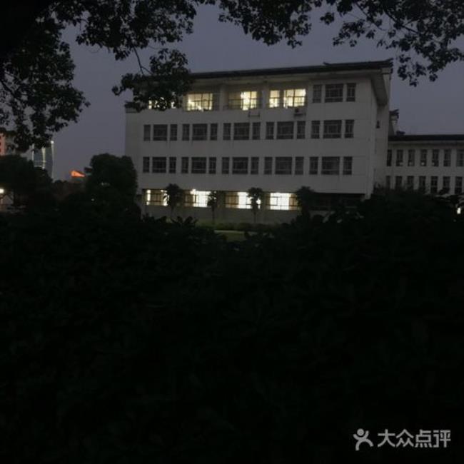 苏州科技大学江枫校区多大