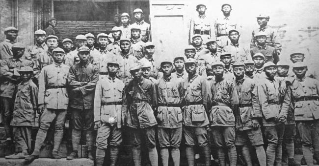1935年在四川会师的红军两支部队是