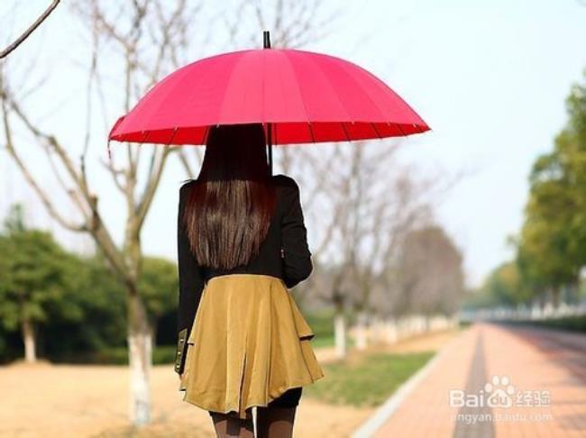 什么伞下雨不能用