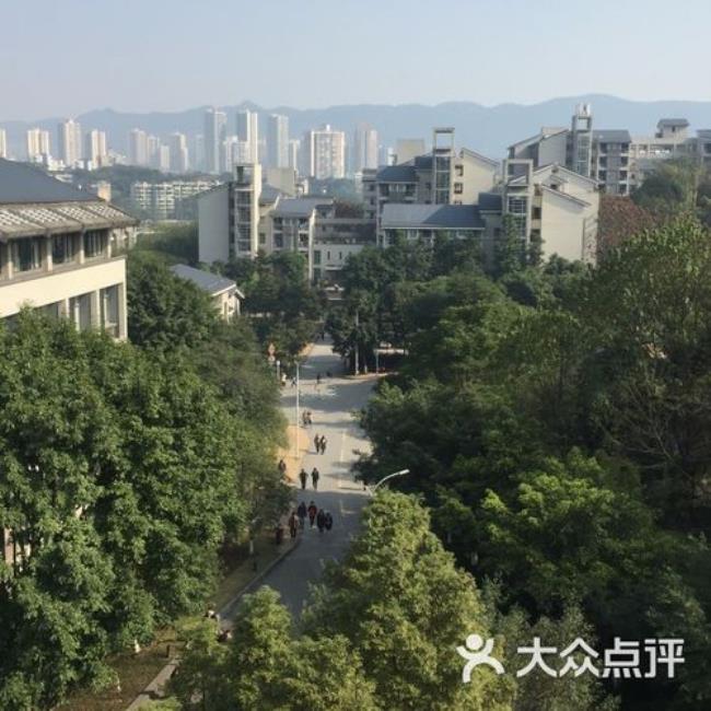 重庆理工跟西南大学多远