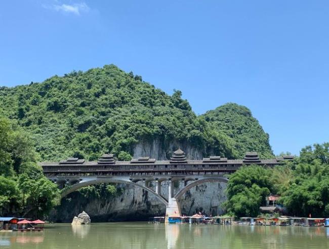 河池属于柳州吗