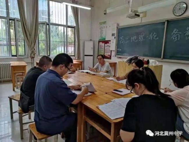 河北冀州中学和滏运中学哪个好