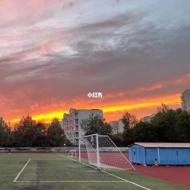 北京服装学院的背景