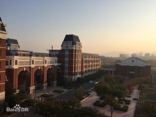 济南传媒大学地址在哪