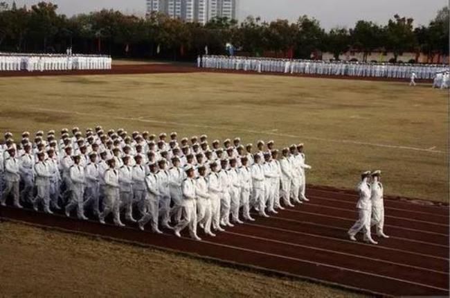 海军工程大学培养什么人才