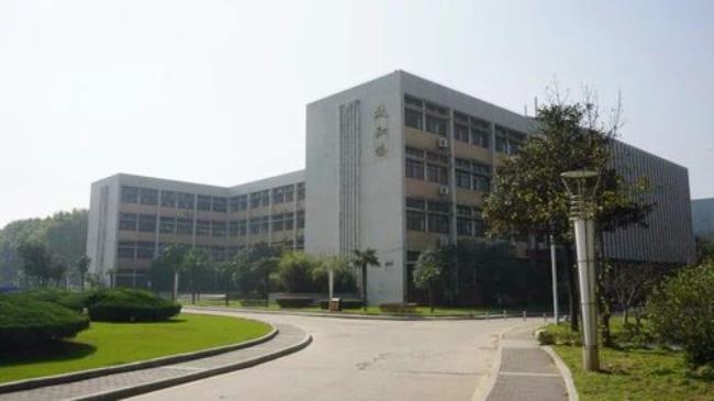 南京理工大学研究生院在本部吗