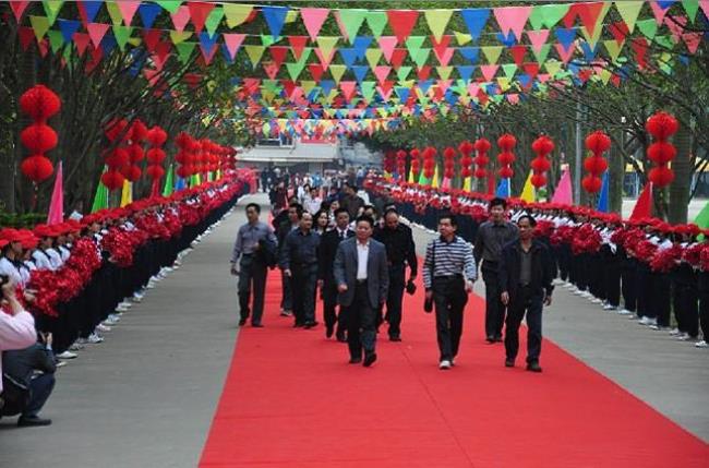 广东省罗定市有几所高级中学