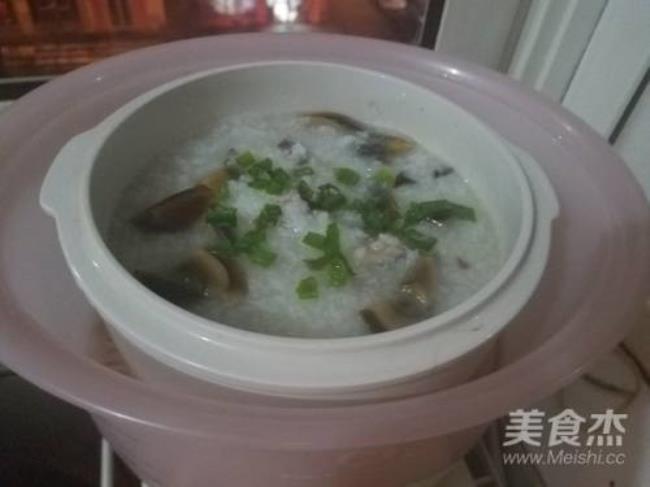 上海皮蛋瘦肉粥家常做法