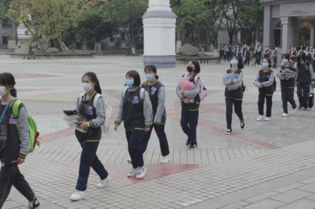 成都石室外语学校怎么样