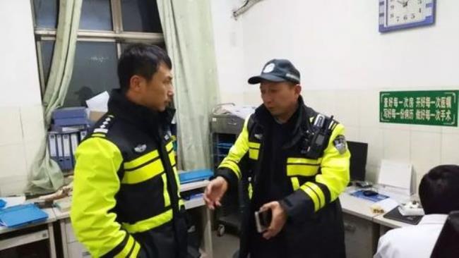 驾车冲撞民警怎么处罚