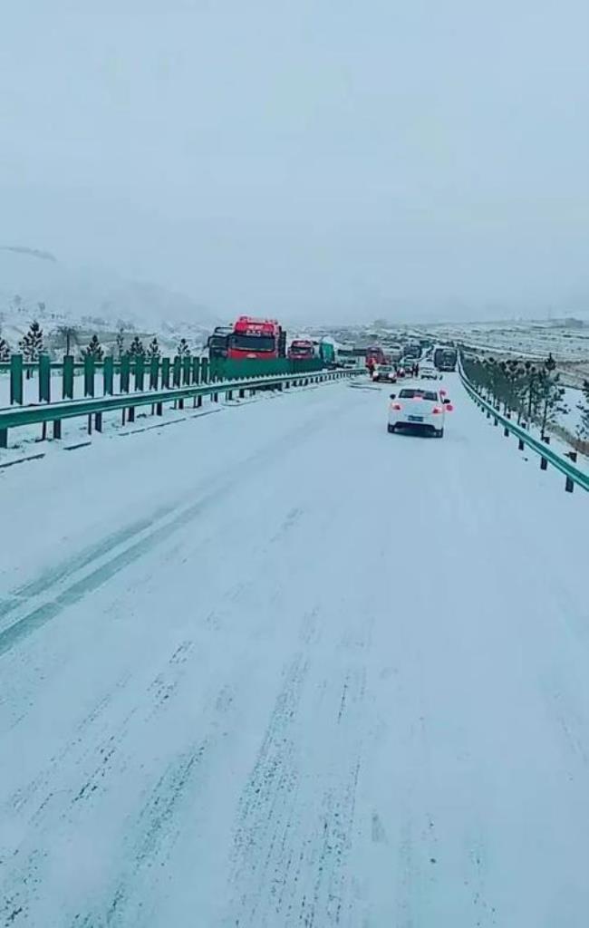 内蒙古赤峰市哪里下雪最大