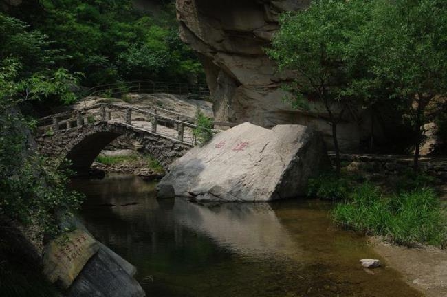 泰安黑龙潭景区