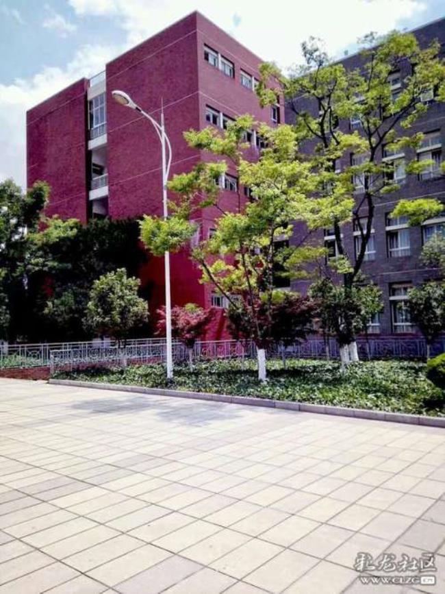 昆明理工大学新迎校区怎么样