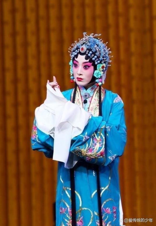 京剧最早出现在天津还是北京