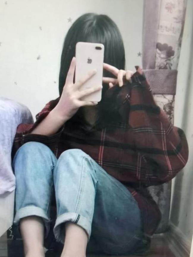 17岁女生都应该长什么样子