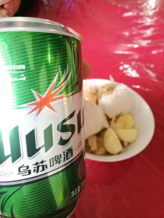 乌苏啤酒倒过来啥意思