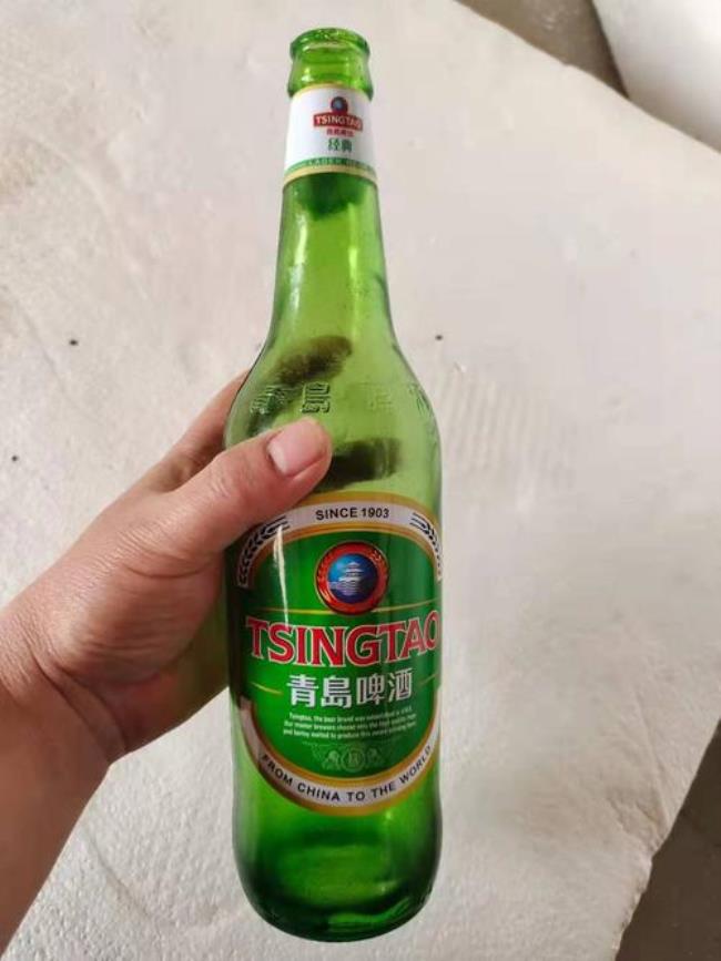 怎么砸啤酒瓶不会受伤