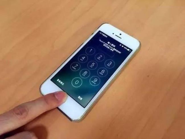 iphone 不知道密码能解锁吗