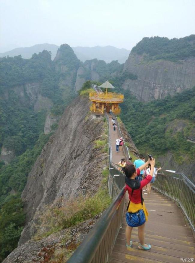 五菱宏光能去天门山吗