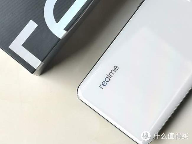 realmegt neo2中框材质