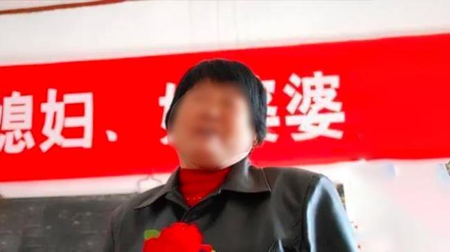 为什么四十岁二婚女父母还当家