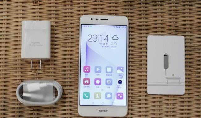 huawei honor8c出厂时间