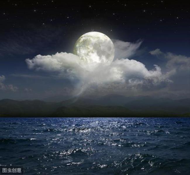 跪求一首描写月夜景色的现代诗