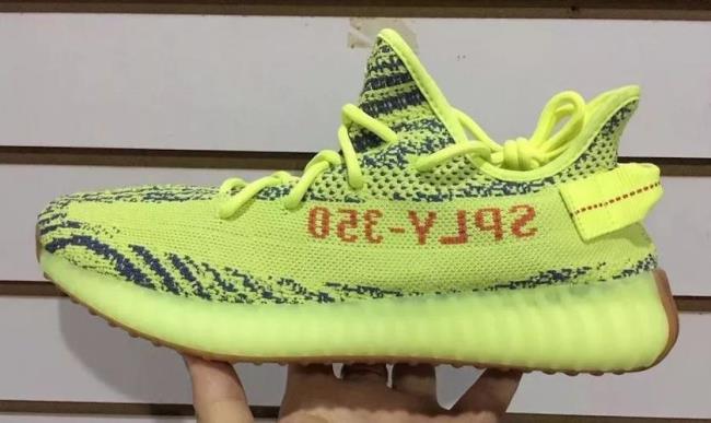 yeezy黄斑马如何搭配好看