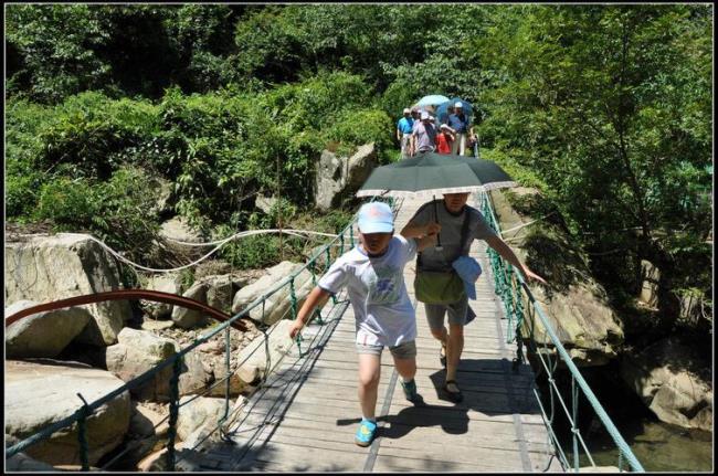 夏天去安吉那里玩比较好