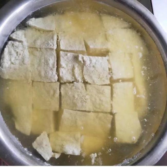 黄豆粉做豆腐的石膏制作方法