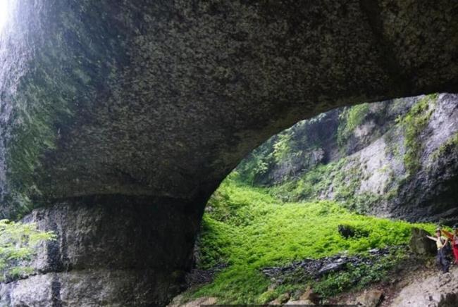 鹤峰海拔高度是多少米