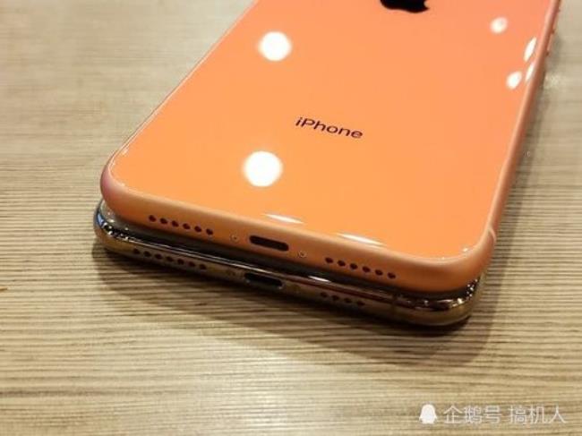 iphonexs屏幕边框尺寸