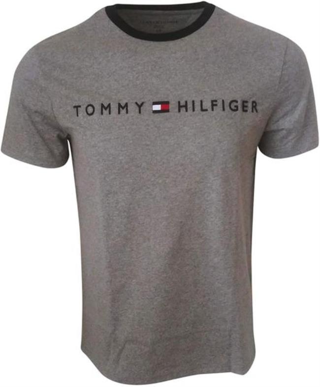 tommy hilfiger的衣服是什么档次的