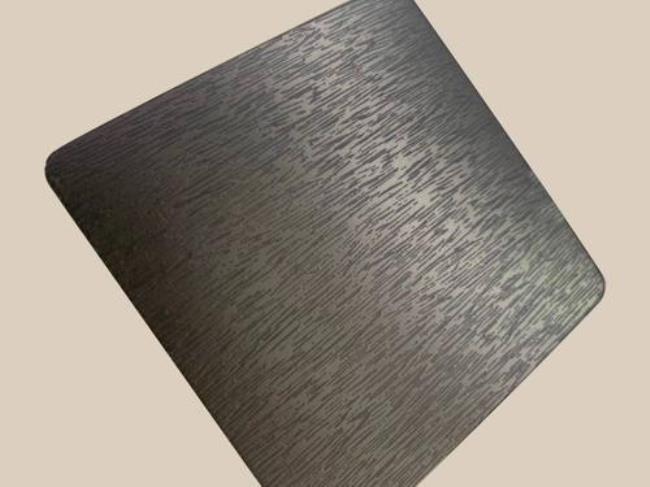 黑钛是什么材料有钢硬吗