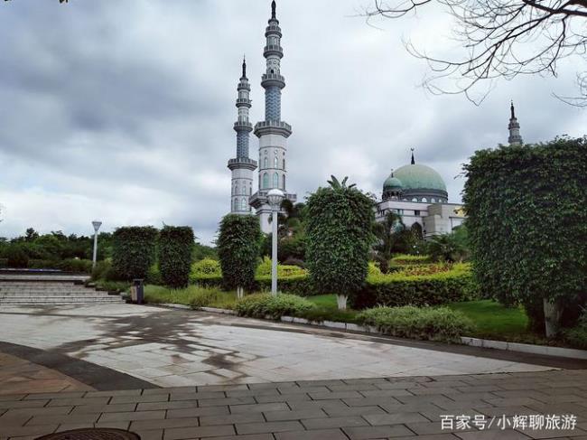 云南最大最美清真寺