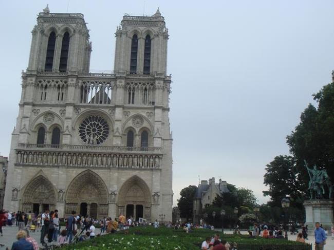 Notre Dame de Paris 的音标