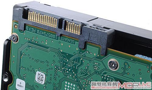 SATA2.0和SATA3.0硬盘数据线一样吗可以通用吗